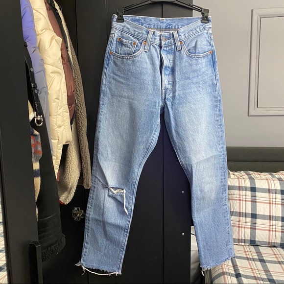 Levi’s 501 High Rise Skinny Jeans Size 24 - Picture 2 of 7